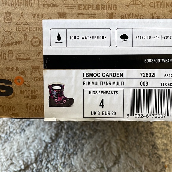 Kids Winter Bogs - Picture 2 of 2